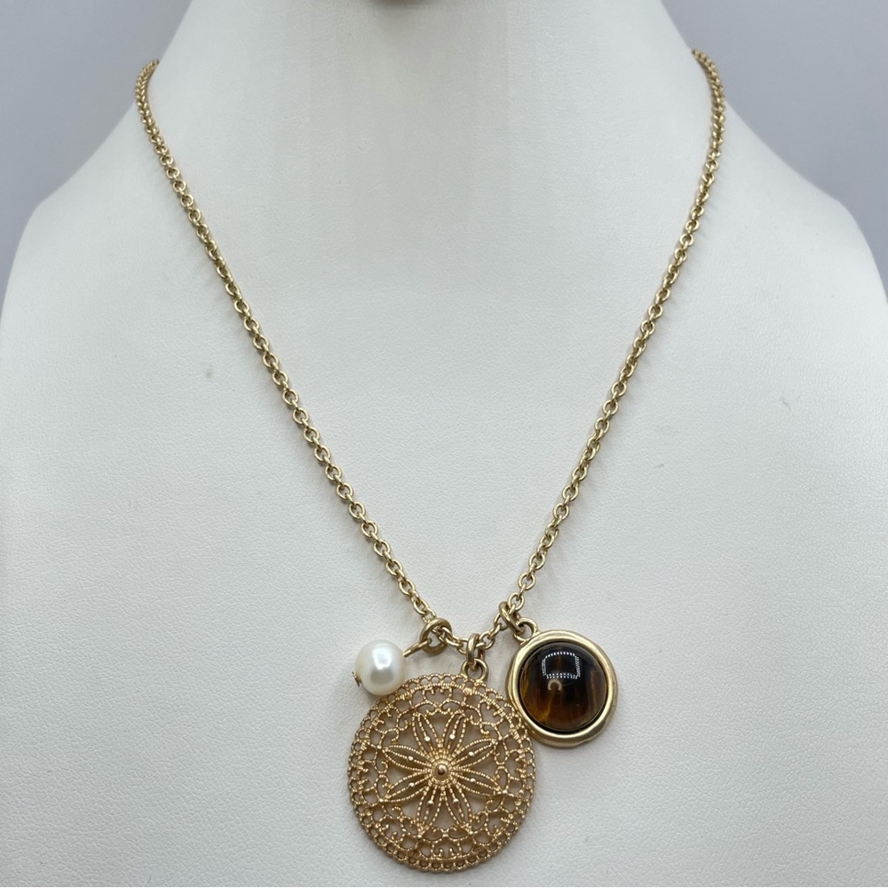 Gold Tone Tiger’s Eye & Pearl Medallion Charm Necklace Boho Chic
